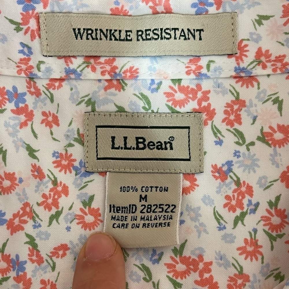 L. L. Bean wrinkle resistant button down 3/4 sleeves floral blouse women’s M - Picture 12 of 15